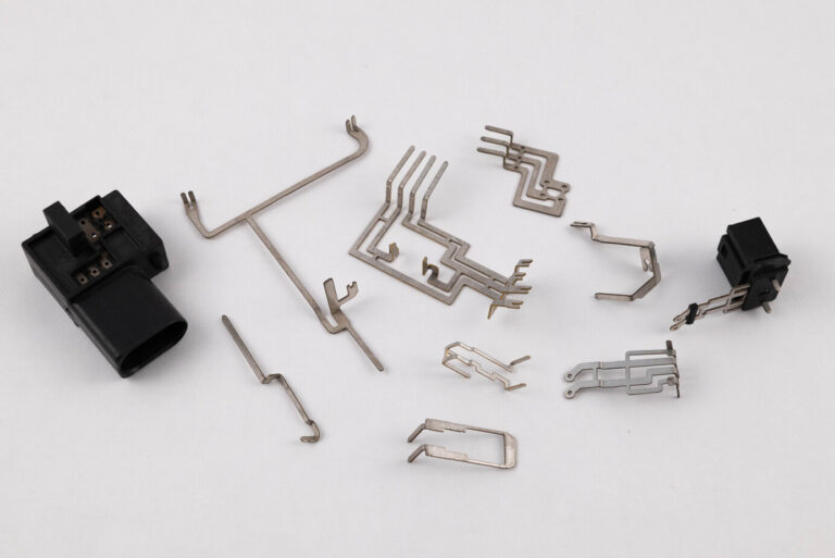 stampi progressivi settore auto